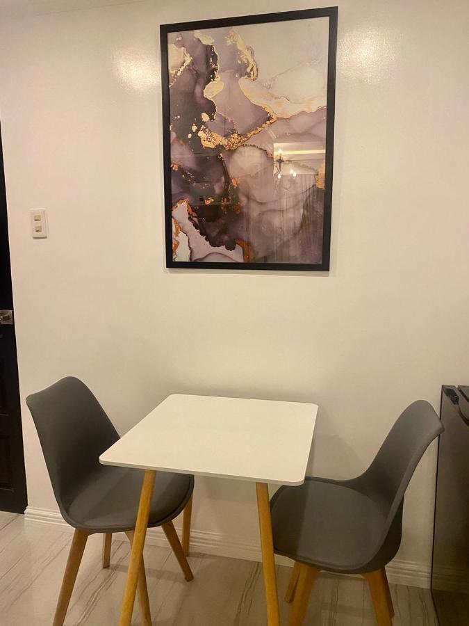 דירות מנילה Makati Isabela Luxury מראה חיצוני תמונה
