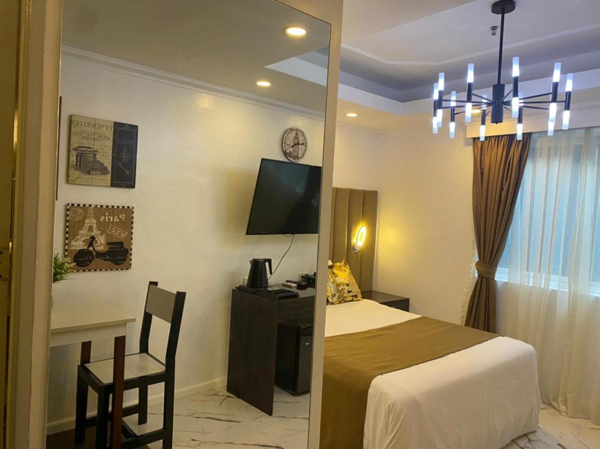 דירות מנילה Makati Isabela Luxury מראה חיצוני תמונה