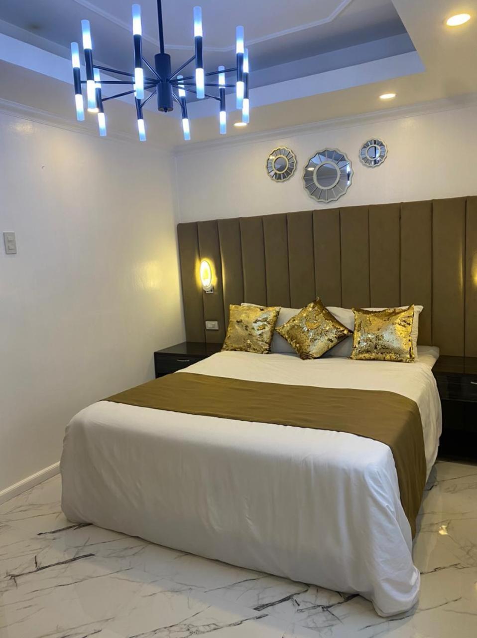 דירות מנילה Makati Isabela Luxury מראה חיצוני תמונה